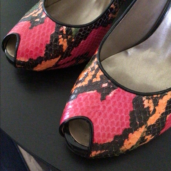 J. Renee Luxe Christiana snakeskin pumps - Picture 10 of 14